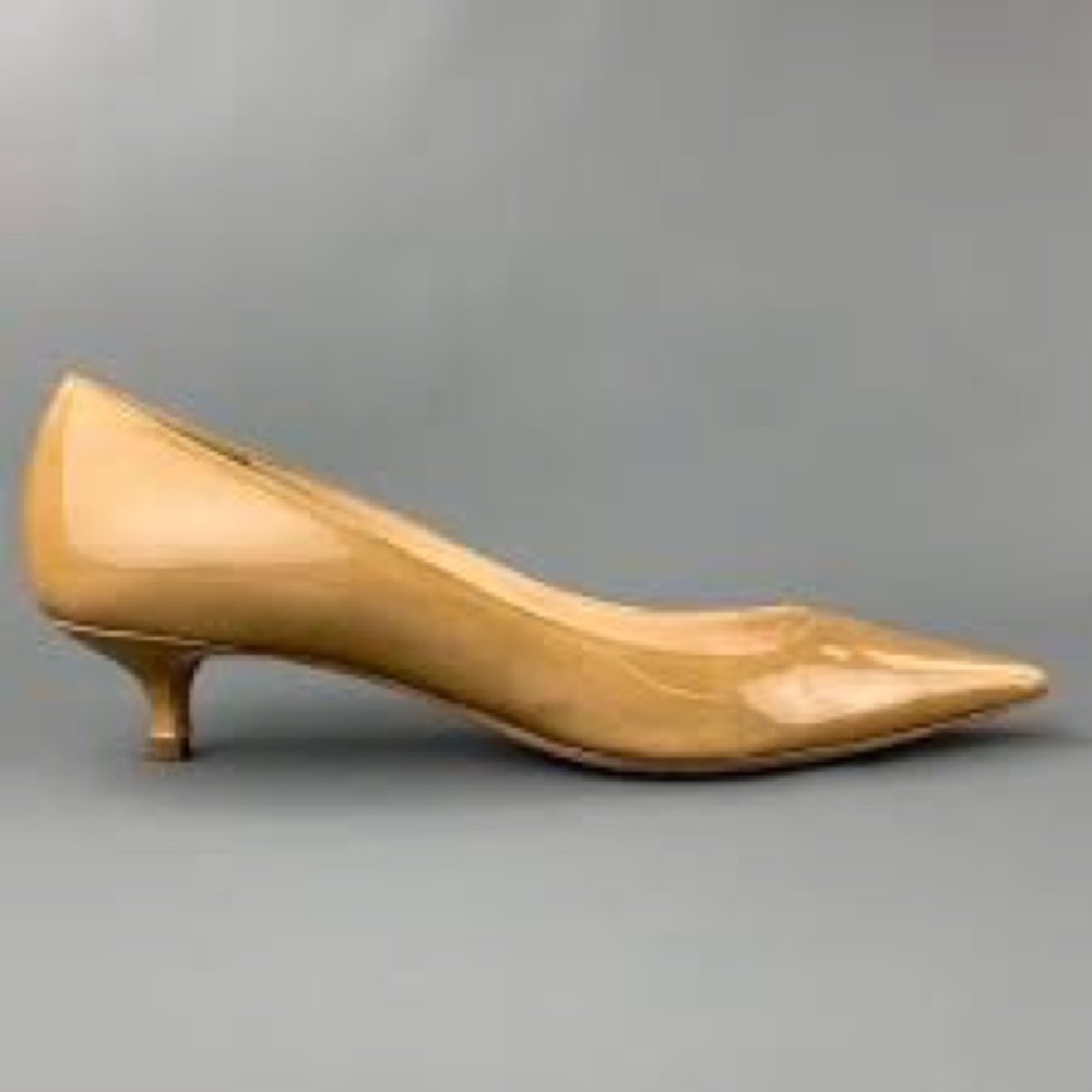 Jimmy Choo Beige Patent Leather Kitty Heels